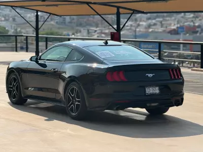 Ford Mustang 2021