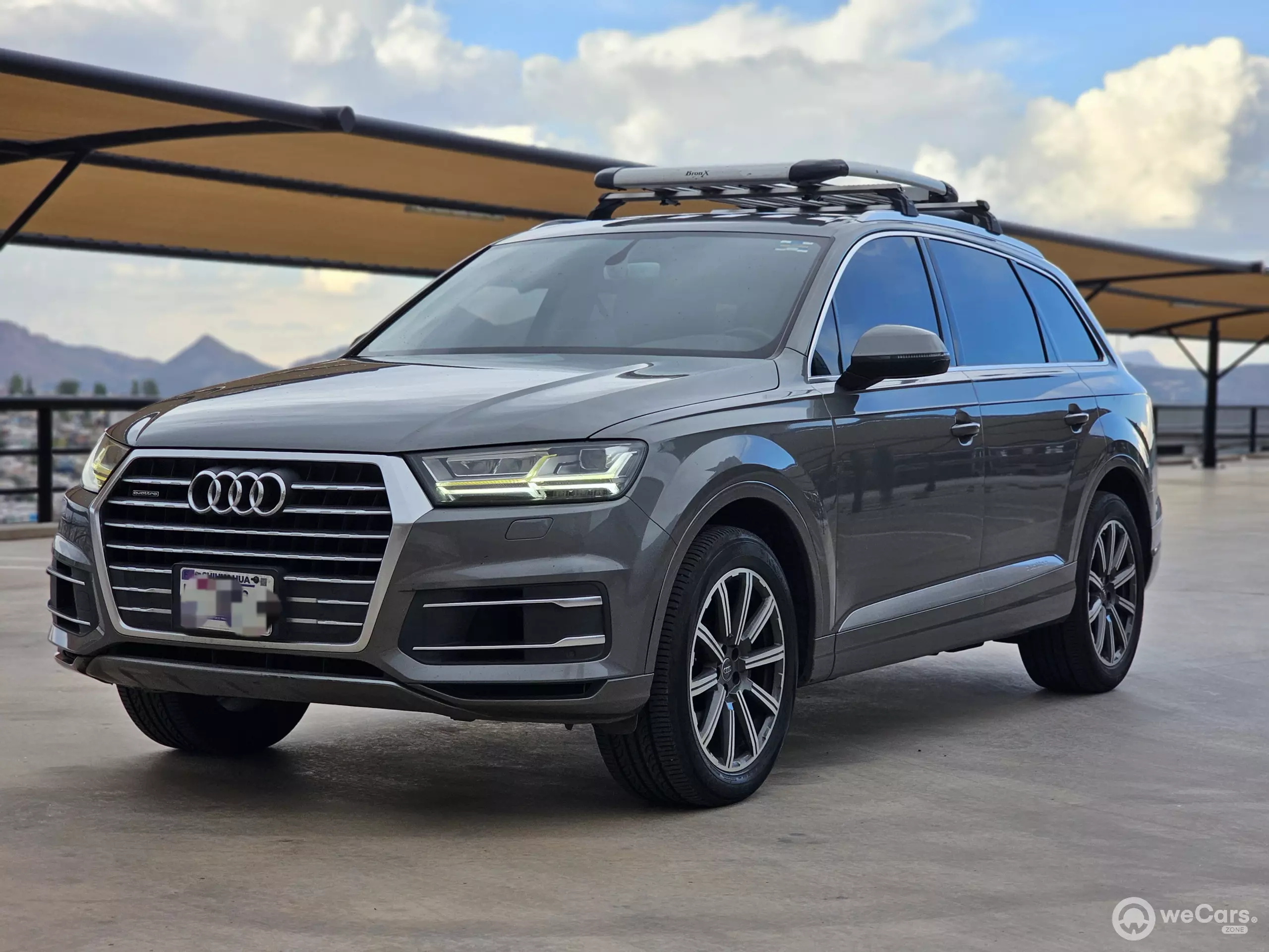 Audi Q7 VUD