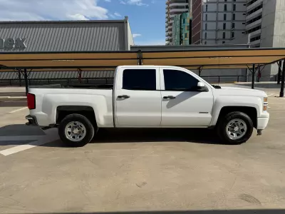 Chevrolet Silverado 2500 y Cheyenne Pick-Up 2015