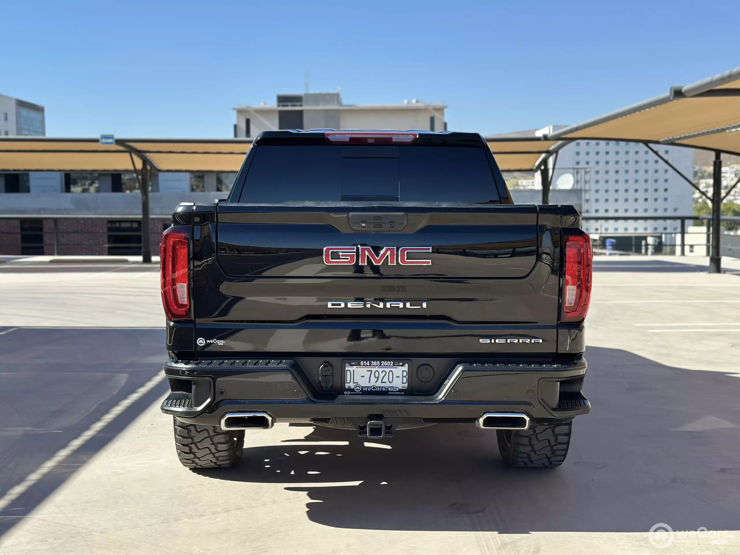 GMC Sierra Pick-Up