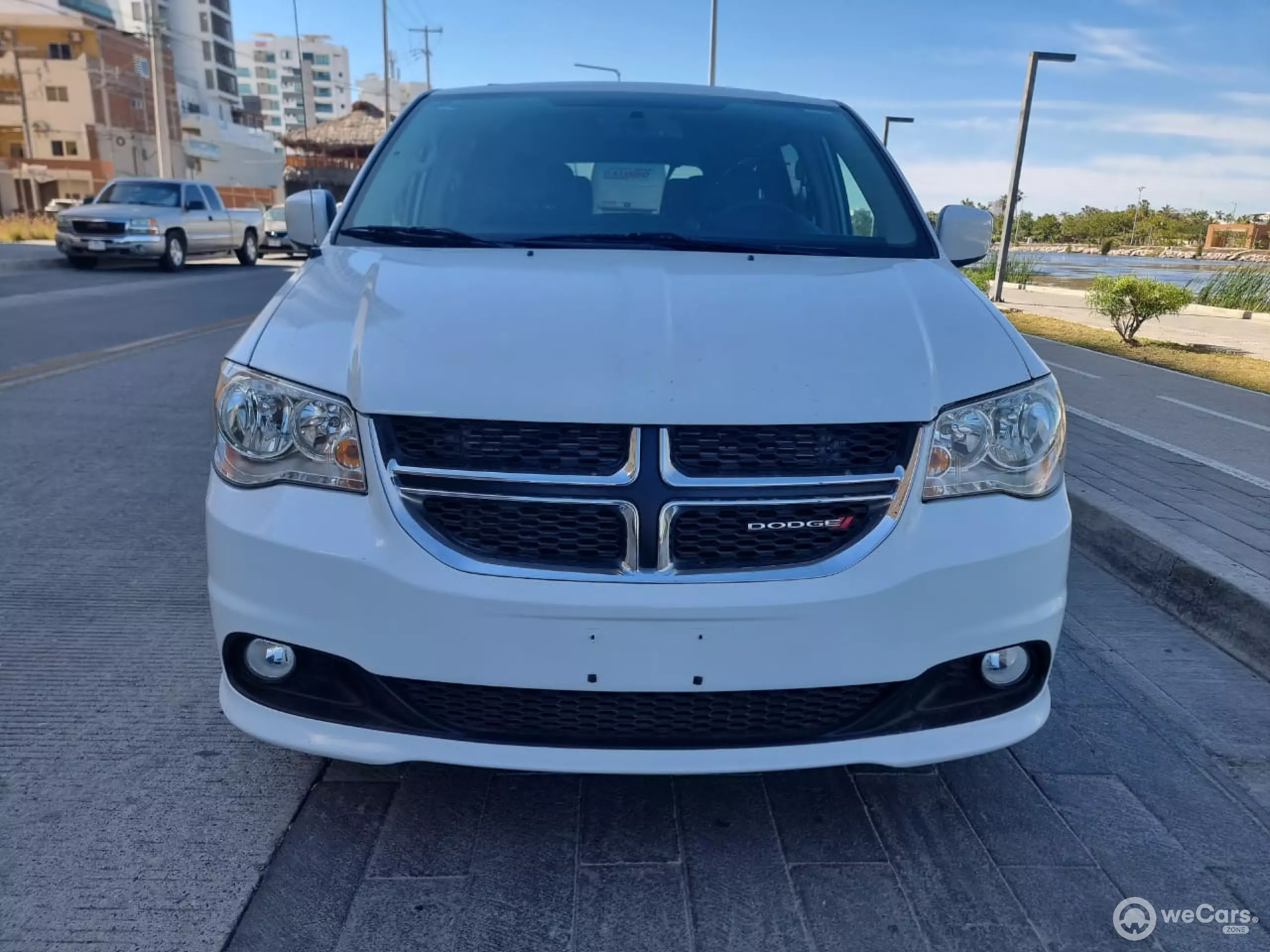 Dodge Grand Caravan Minivan