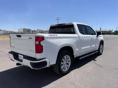 Chevrolet Silverado Pick-Up 2021