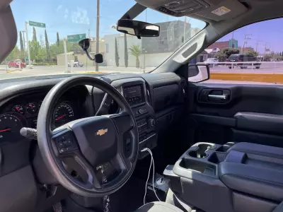 Chevrolet Silverado Pick-Up 2021