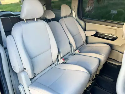 Kia Sedona Minivan 2020