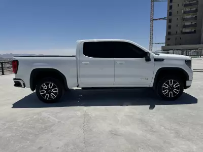 GMC Sierra Pick-Up 4x4 2023