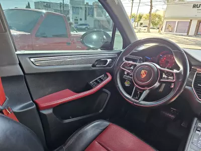 Porsche Macan VUD 2017