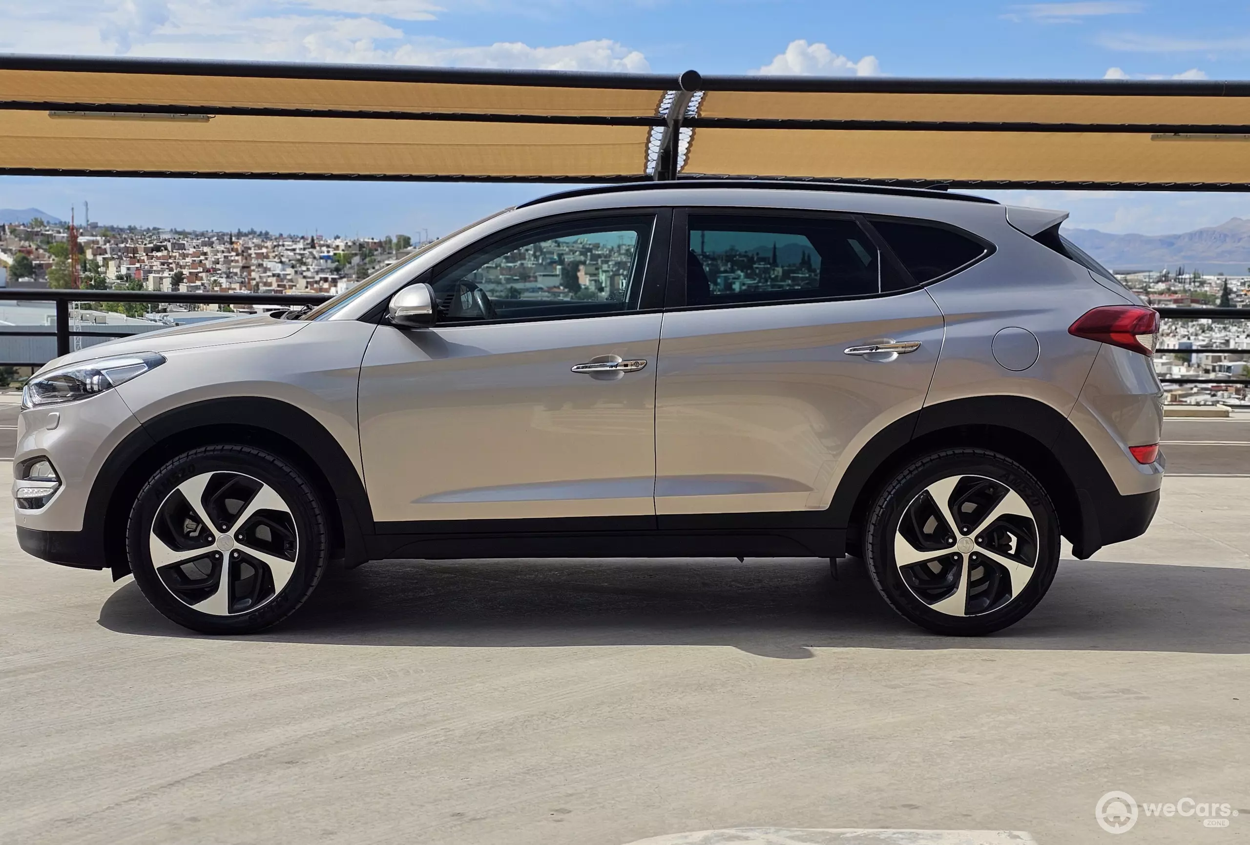 Hyundai Tucson VUD