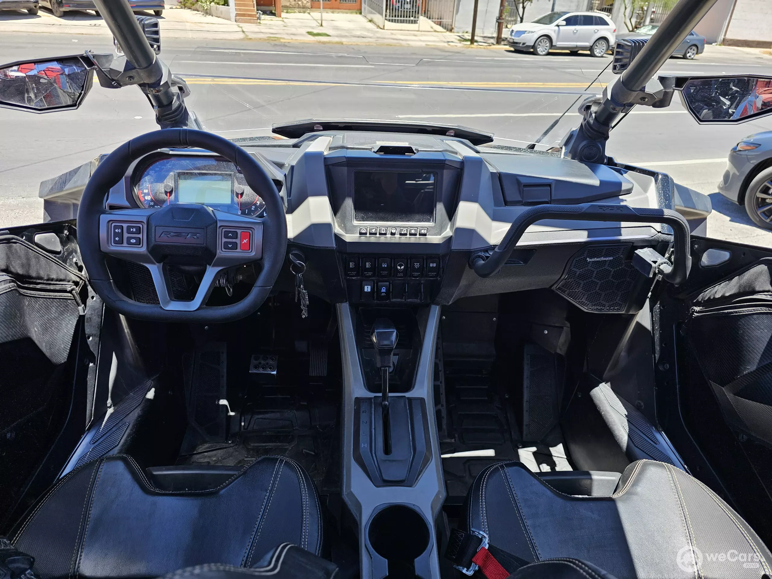 POLARIS RZR XP PRO 4