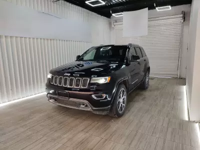 Jeep Grand Cherokee VUD 2018