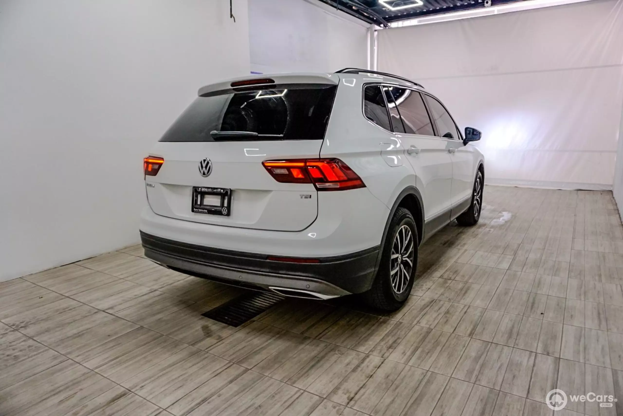 Volkswagen Tiguan VUD