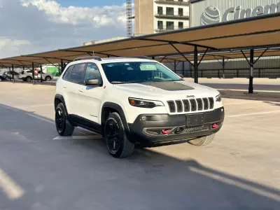 Jeep Cherokee VUD 2020