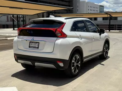 Mitsubishi Eclipse Cross VUD 2020