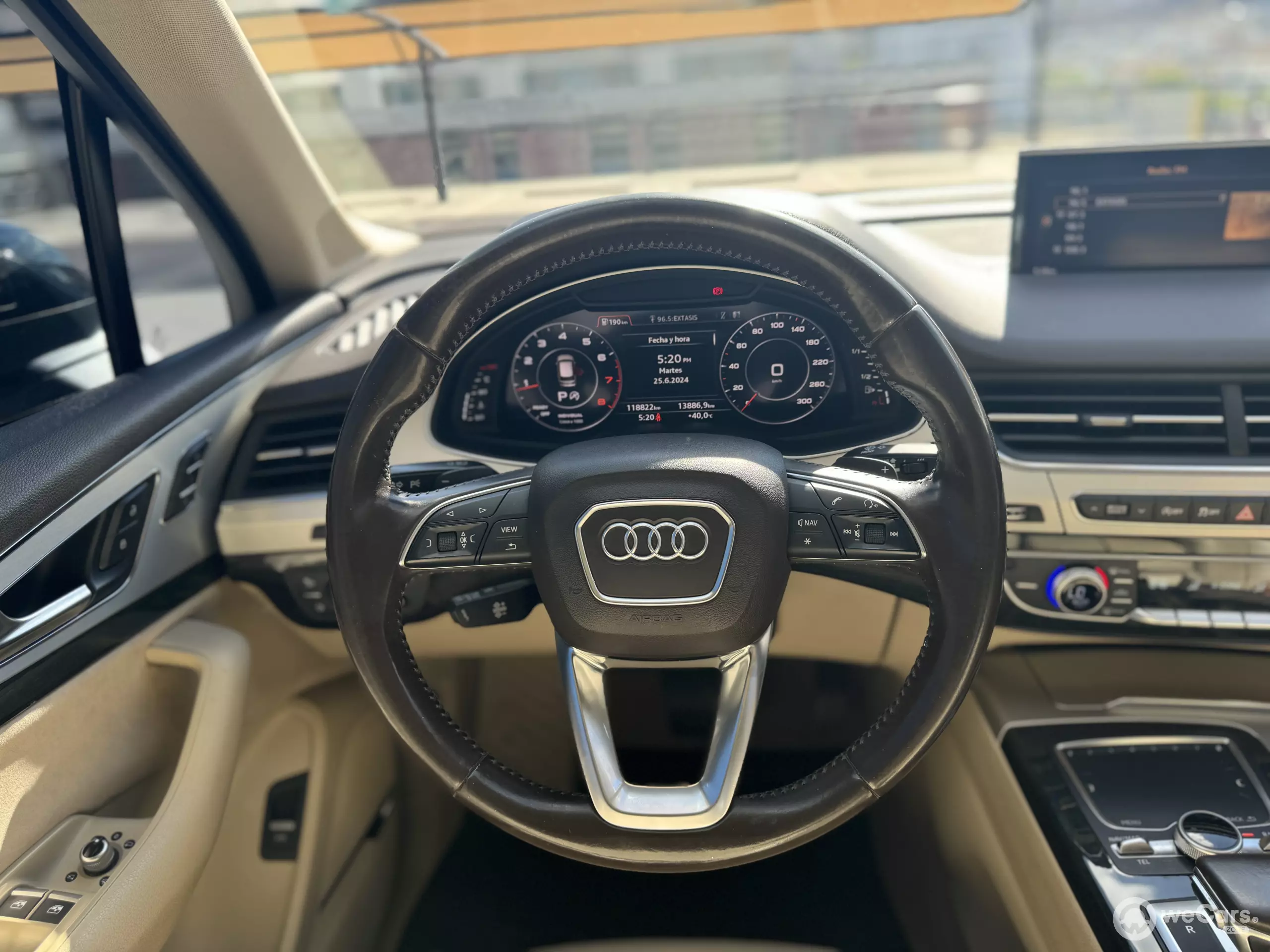 Audi Q7 VUD
