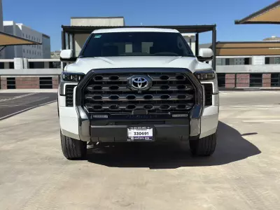 Toyota Tundra Pick-Up 2023