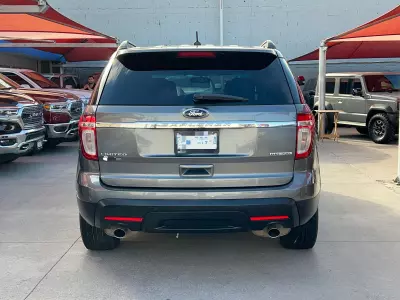 Ford Explorer VUD 2013