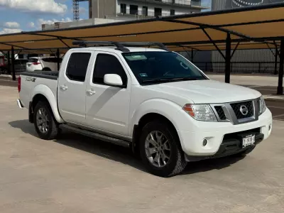 Nissan Frontier y NP 300 Frontier Pick-Up 2015