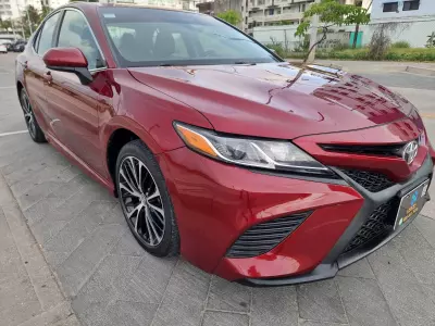 Toyota Camry 2018