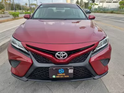 Toyota Camry 2018