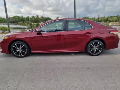 Toyota Camry 2018