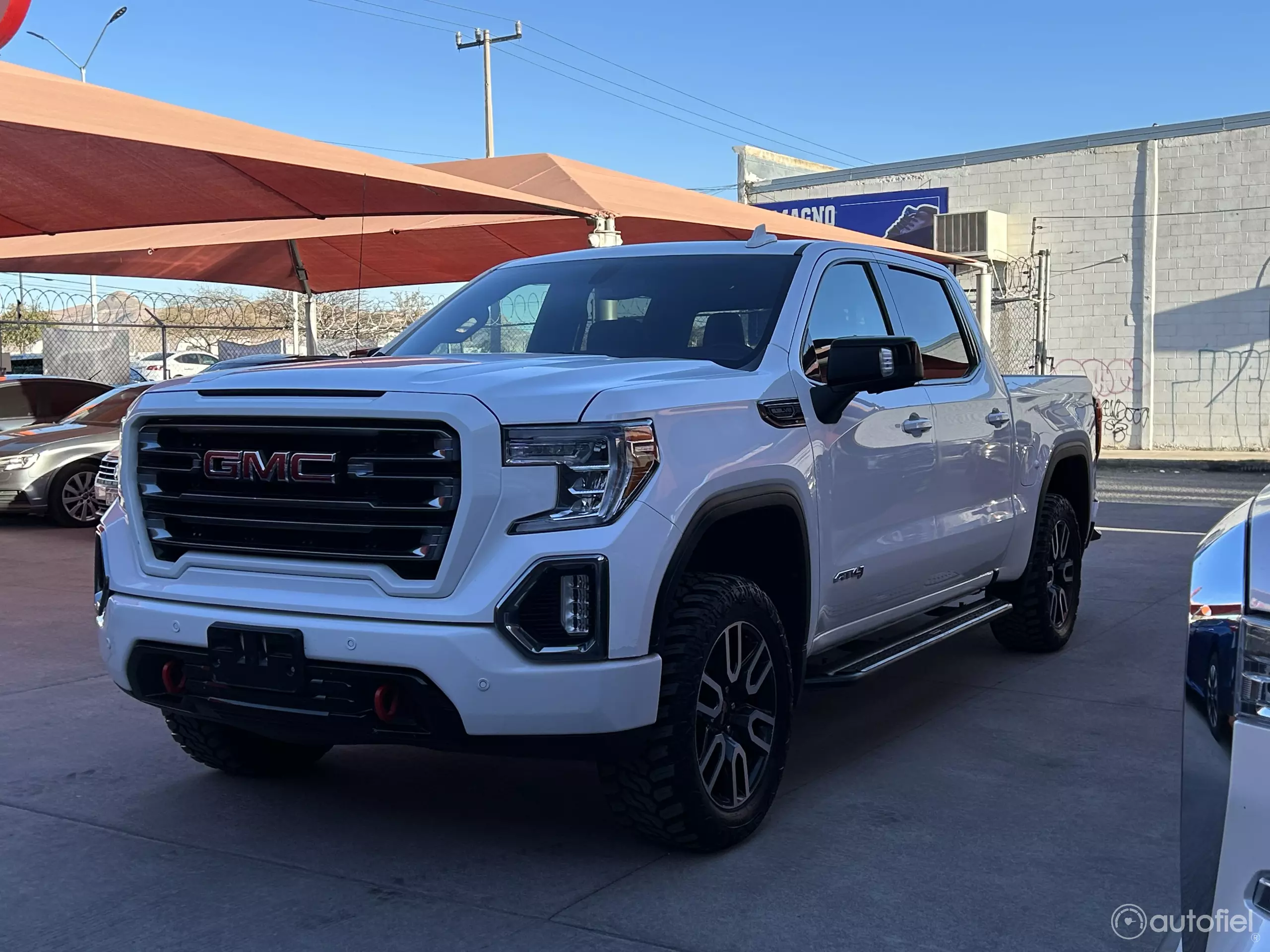 GMC Sierra Pick-Up 4x4