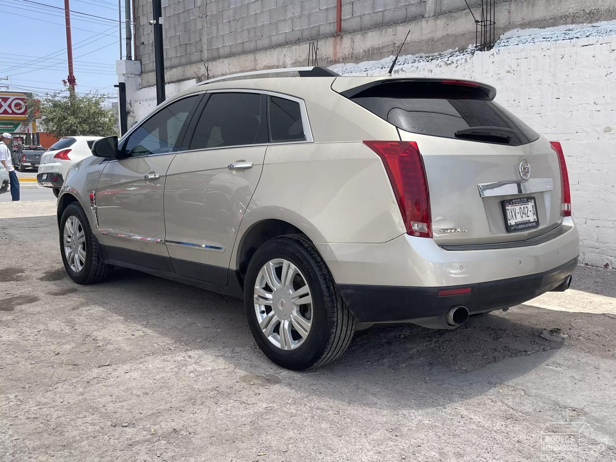 Cadillac SRX 4