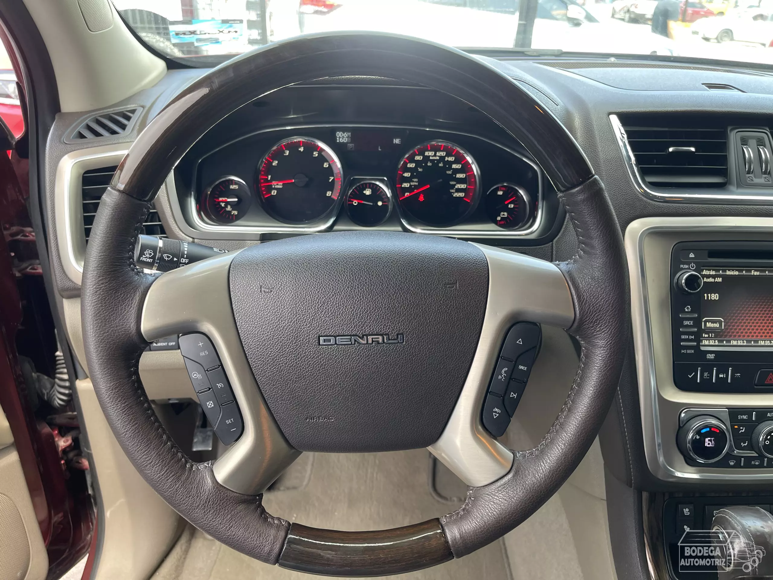 GMC Acadia VUD