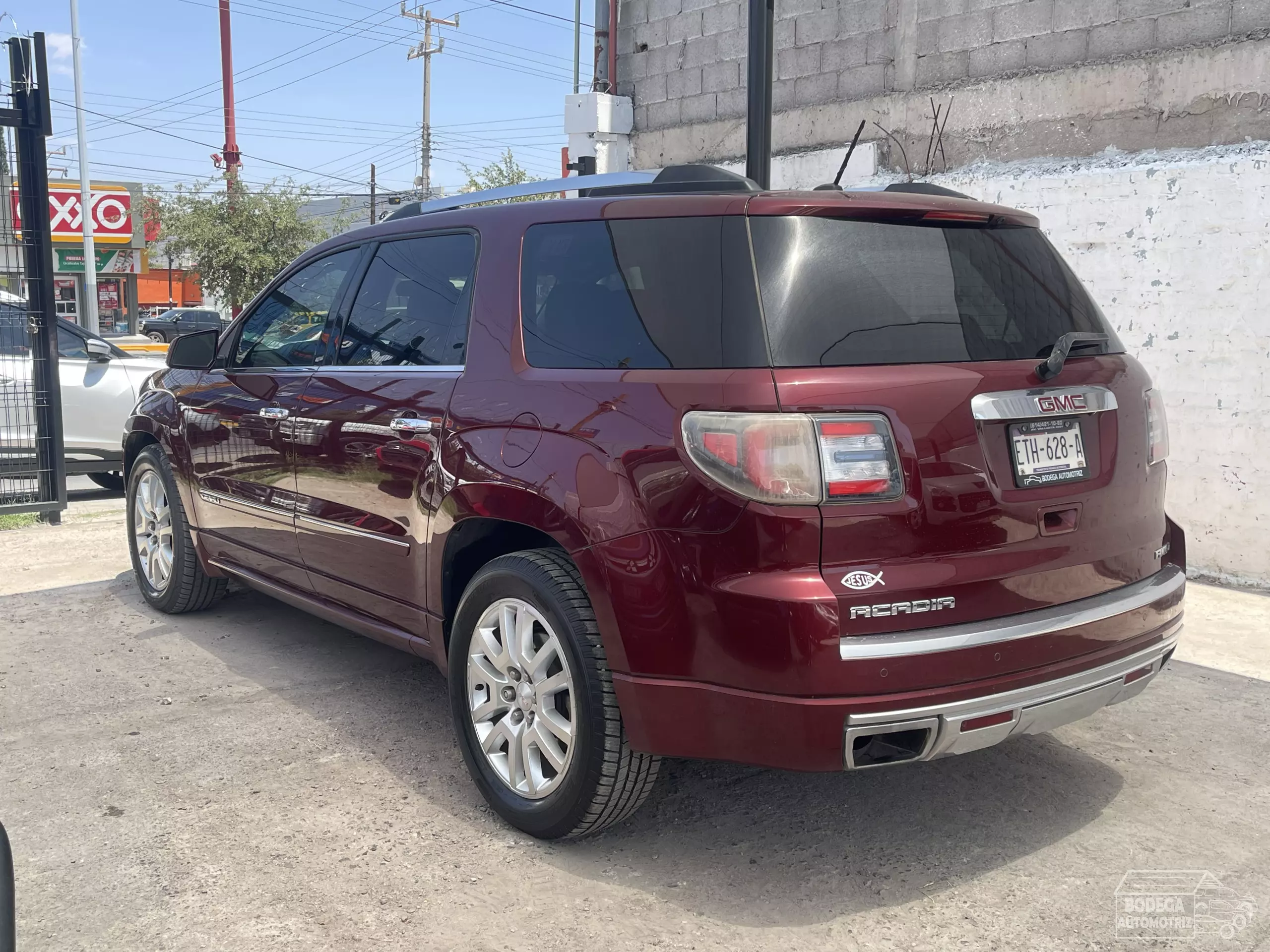 GMC Acadia VUD