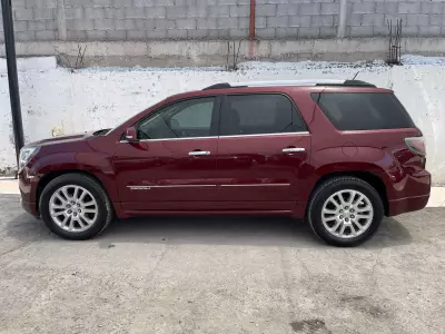 GMC Acadia VUD 2015