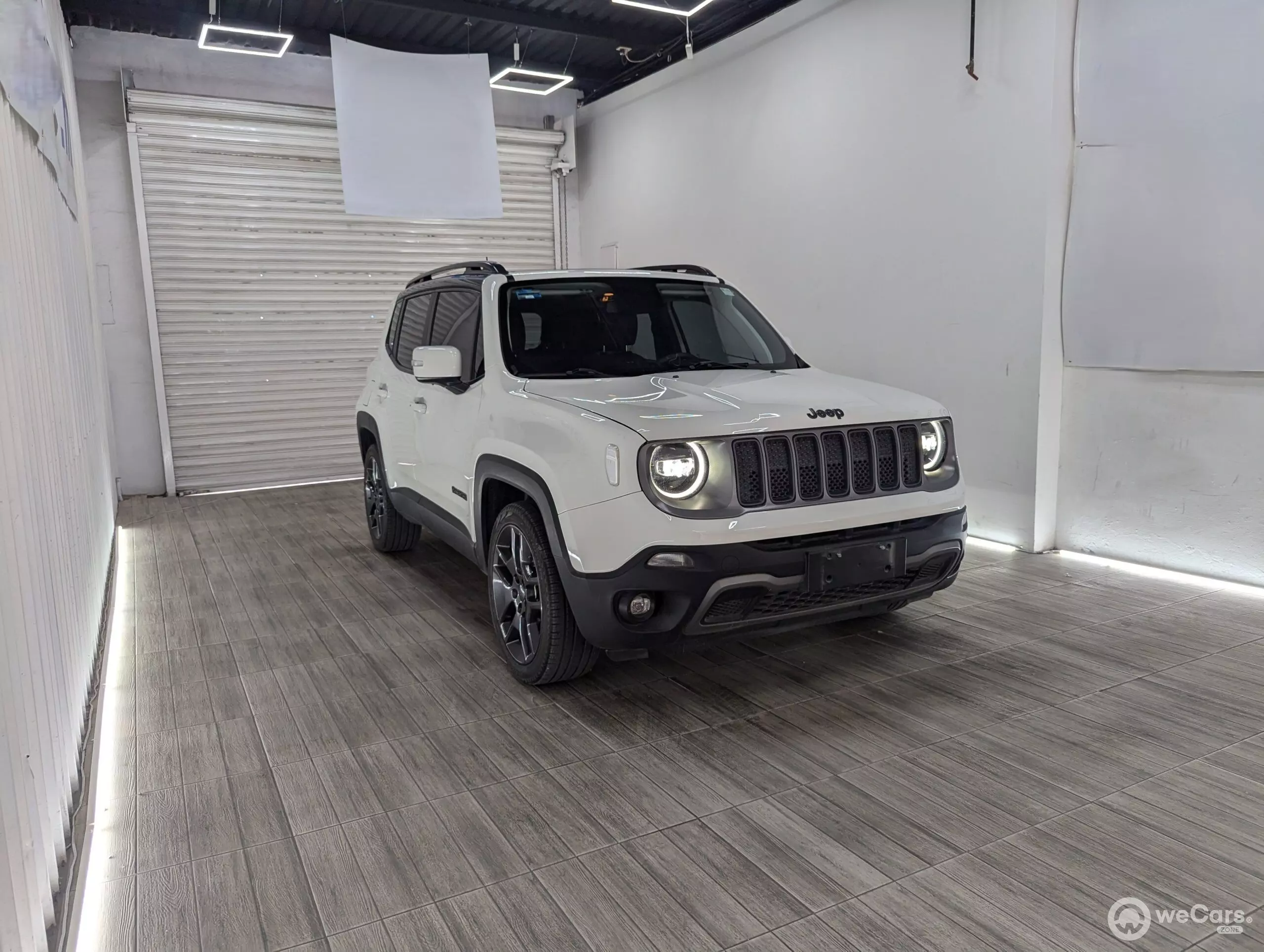 Jeep Renegade VUD