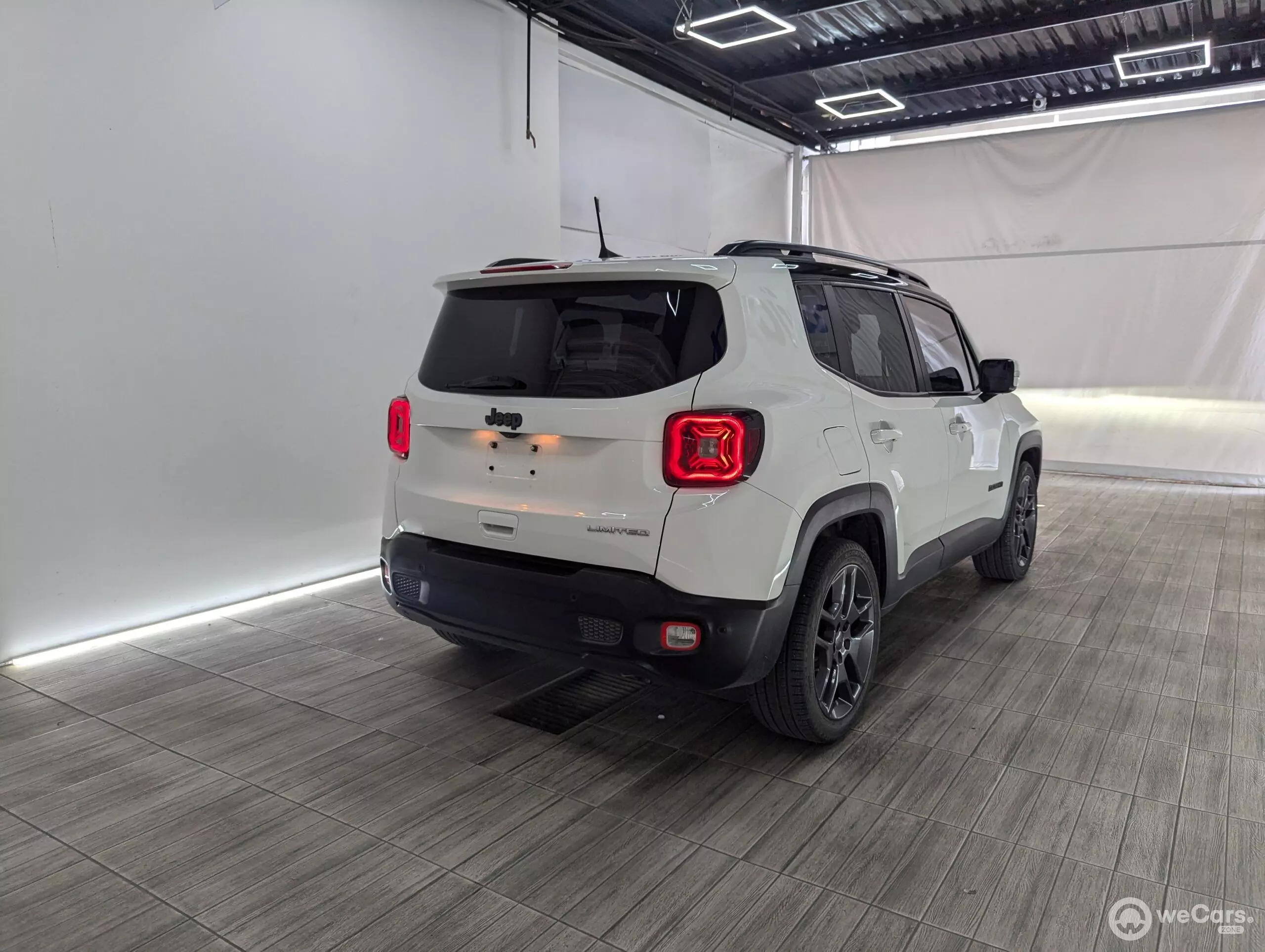 Jeep Renegade VUD