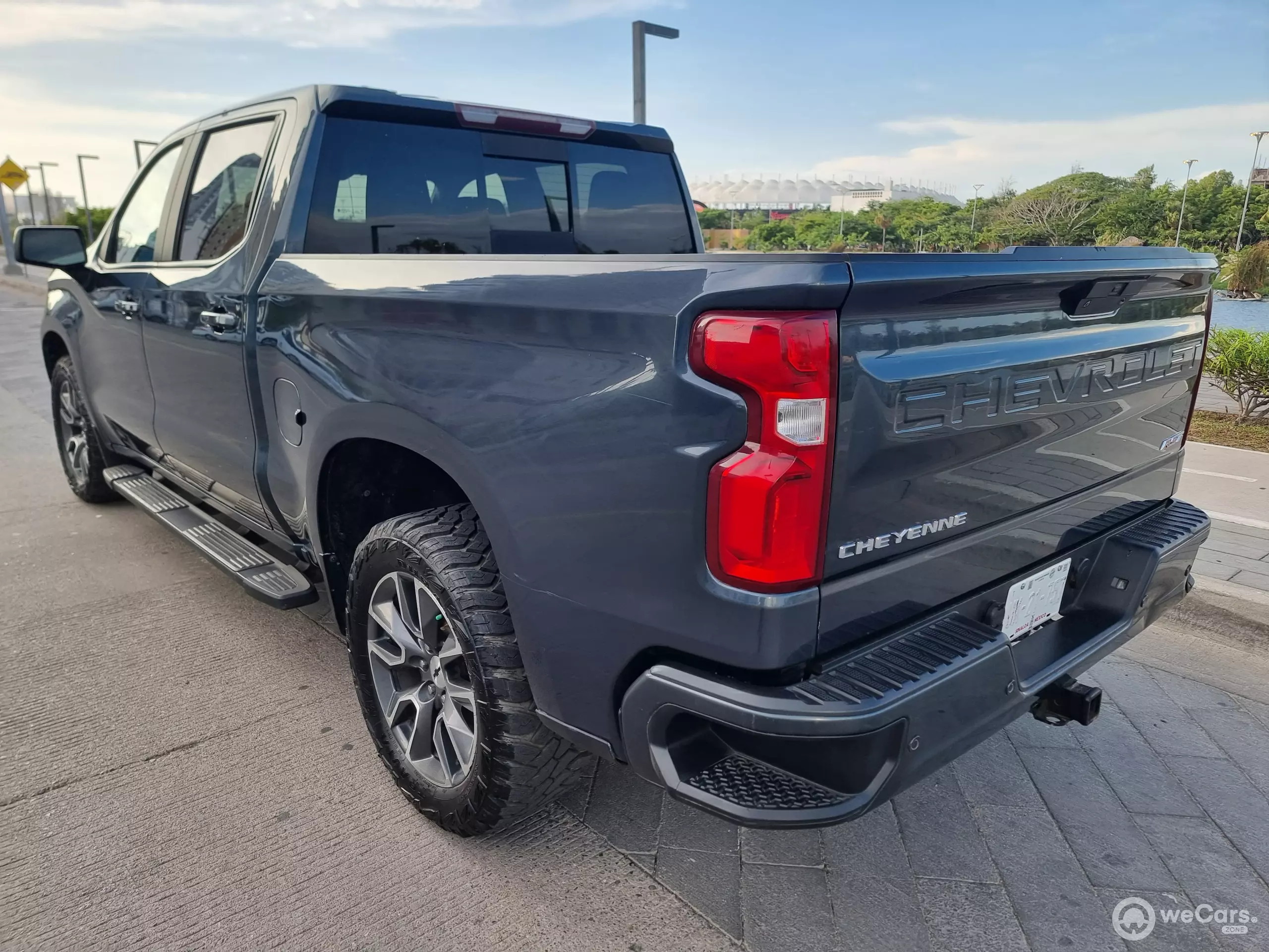 Chevrolet Cheyenne Pick-Up