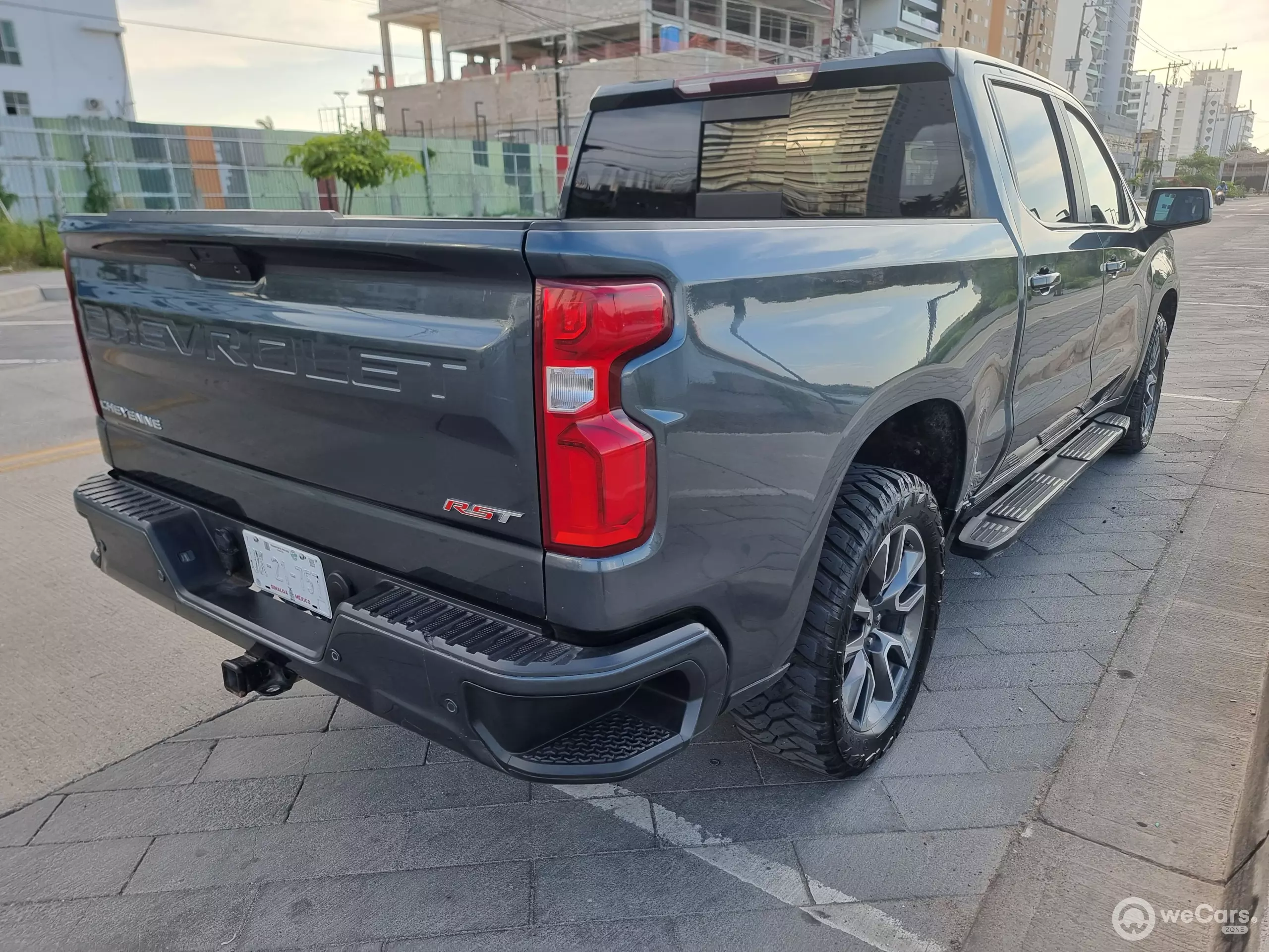 Chevrolet Cheyenne Pick-Up