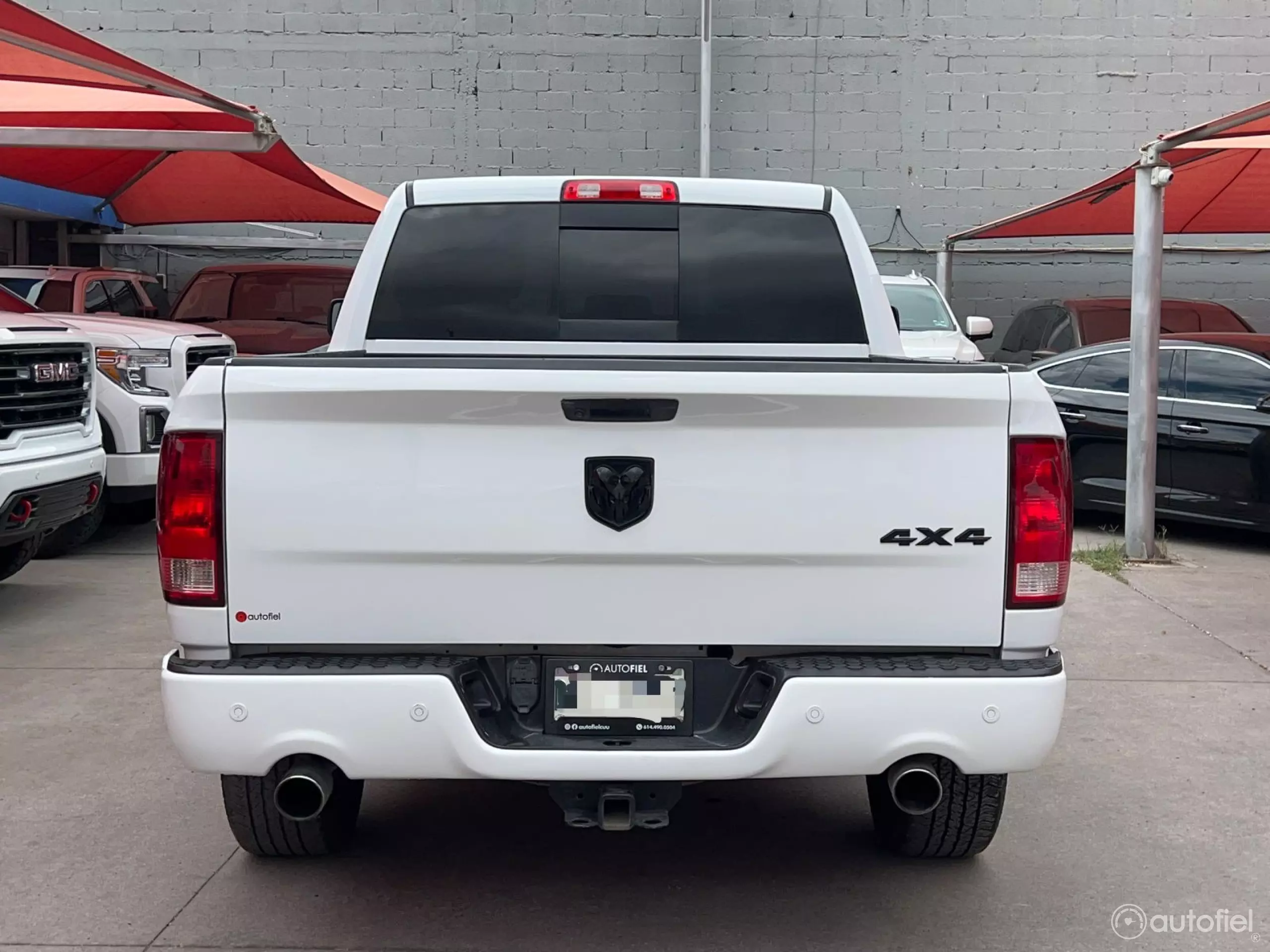 Dodge Ram 1500 Pick-Up