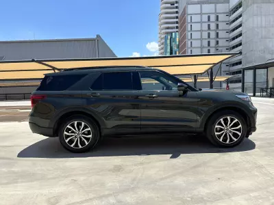 Ford Explorer VUD 2022