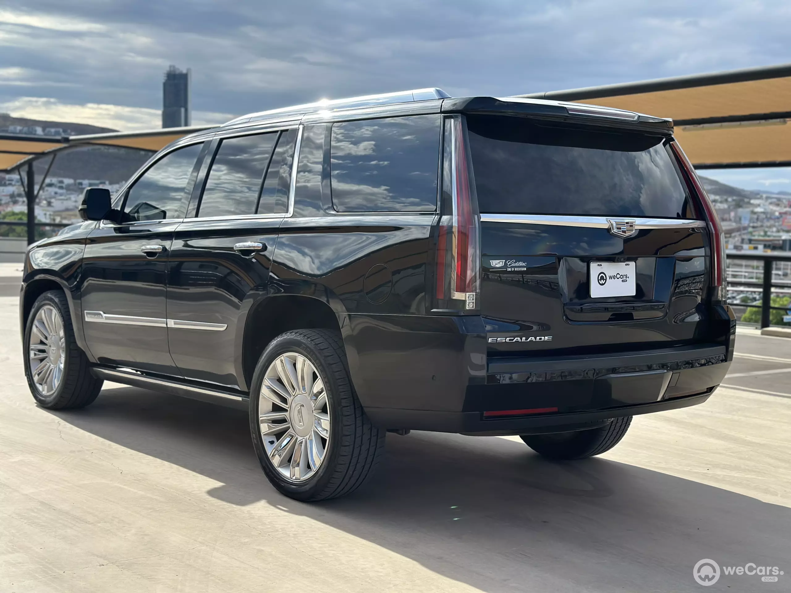 Cadillac Escalade VUD