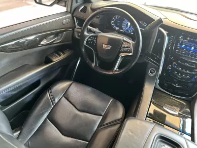 Cadillac Escalade VUD 2018