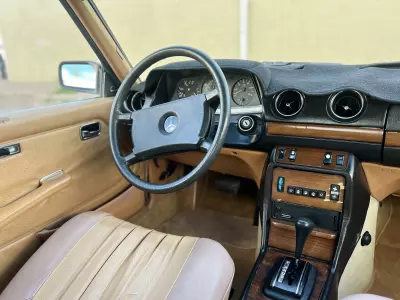 Mercedes Benz 300 1984