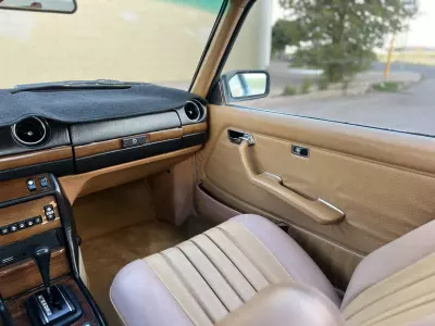 Mercedes Benz 300 1984