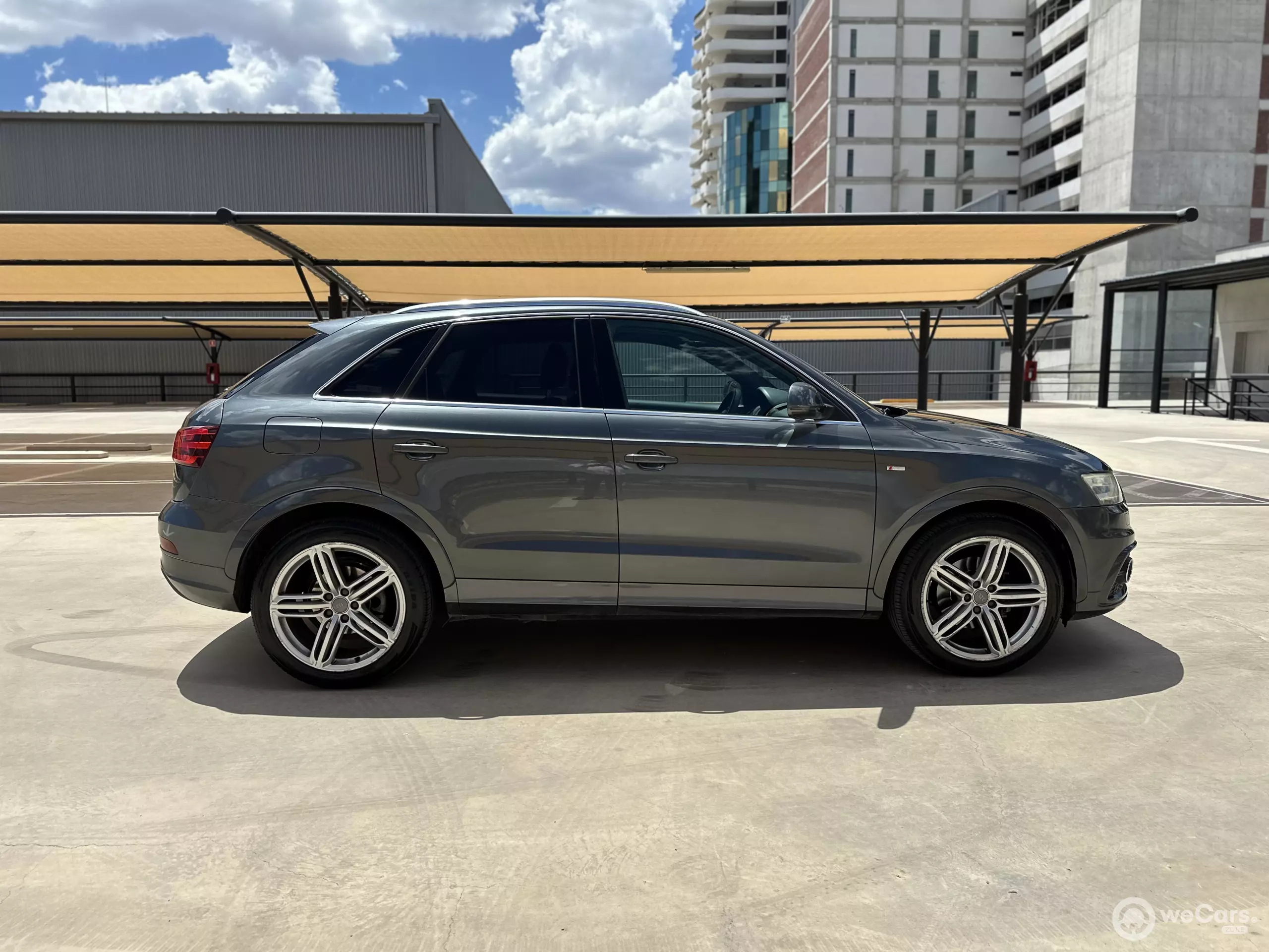 Audi Q3 VUD