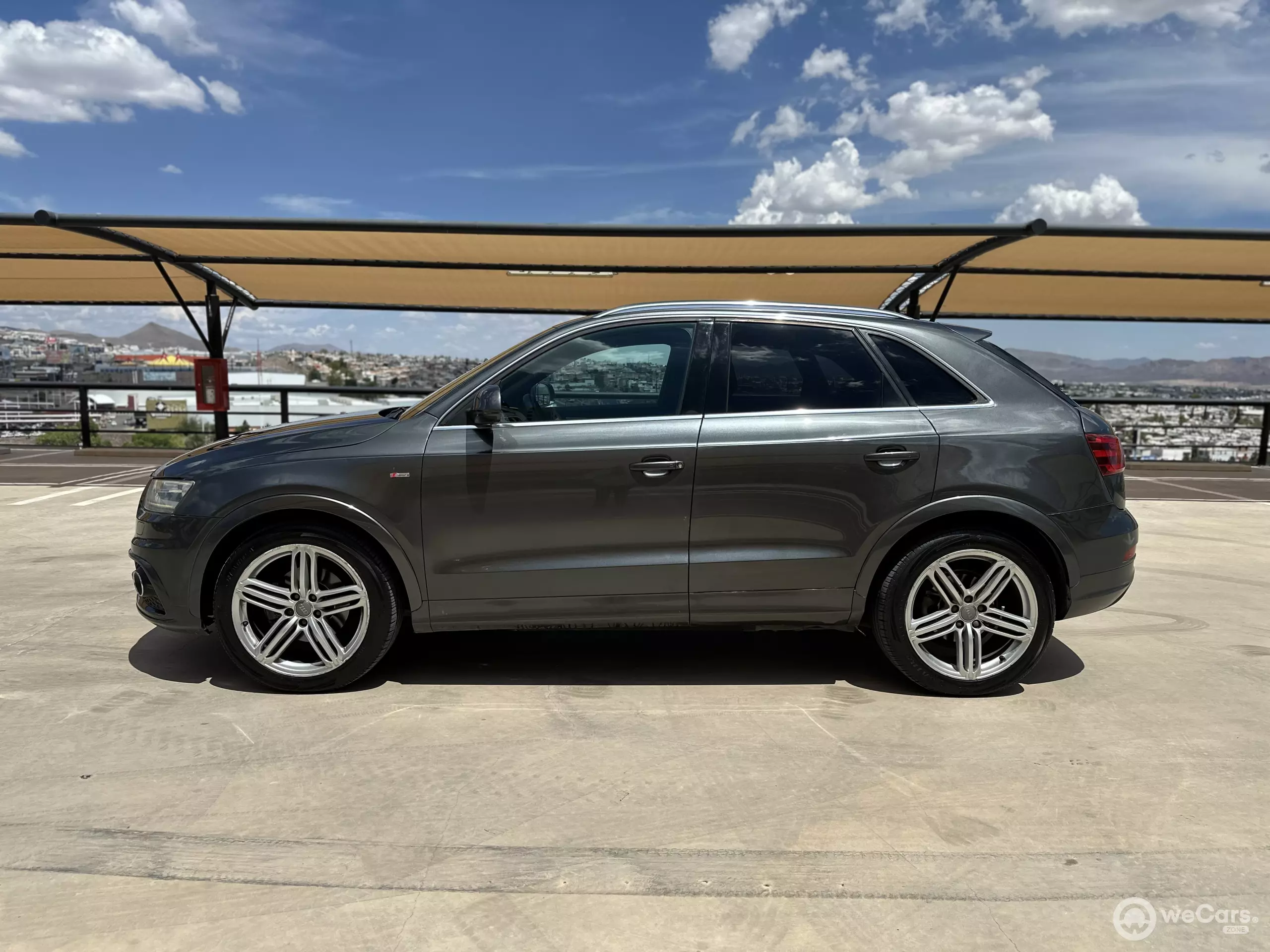 Audi Q3 VUD