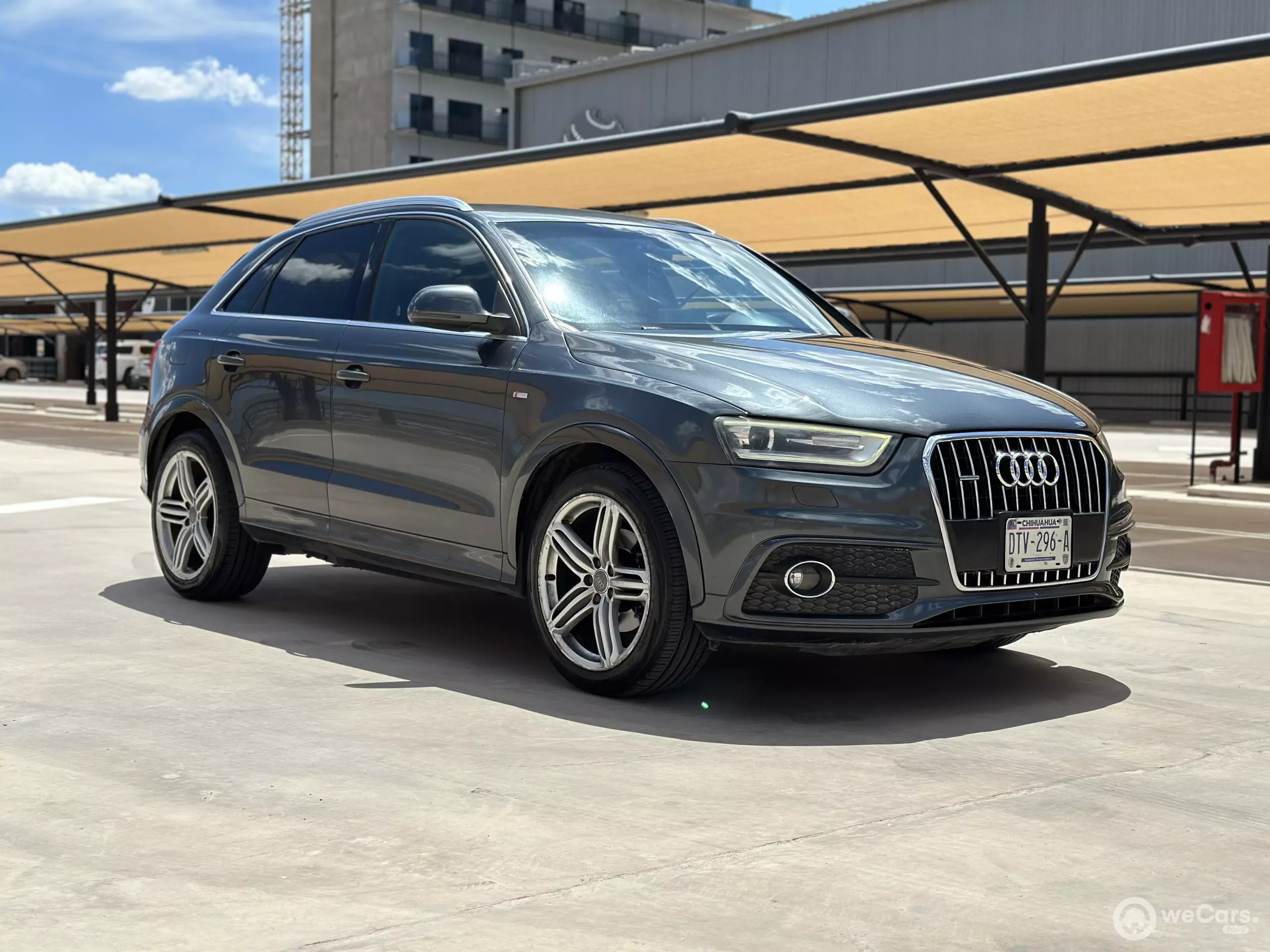 Audi Q3 VUD 2014