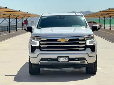 Chevrolet Cheyenne Pick-Up 2023