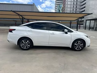 Nissan Versa 2021