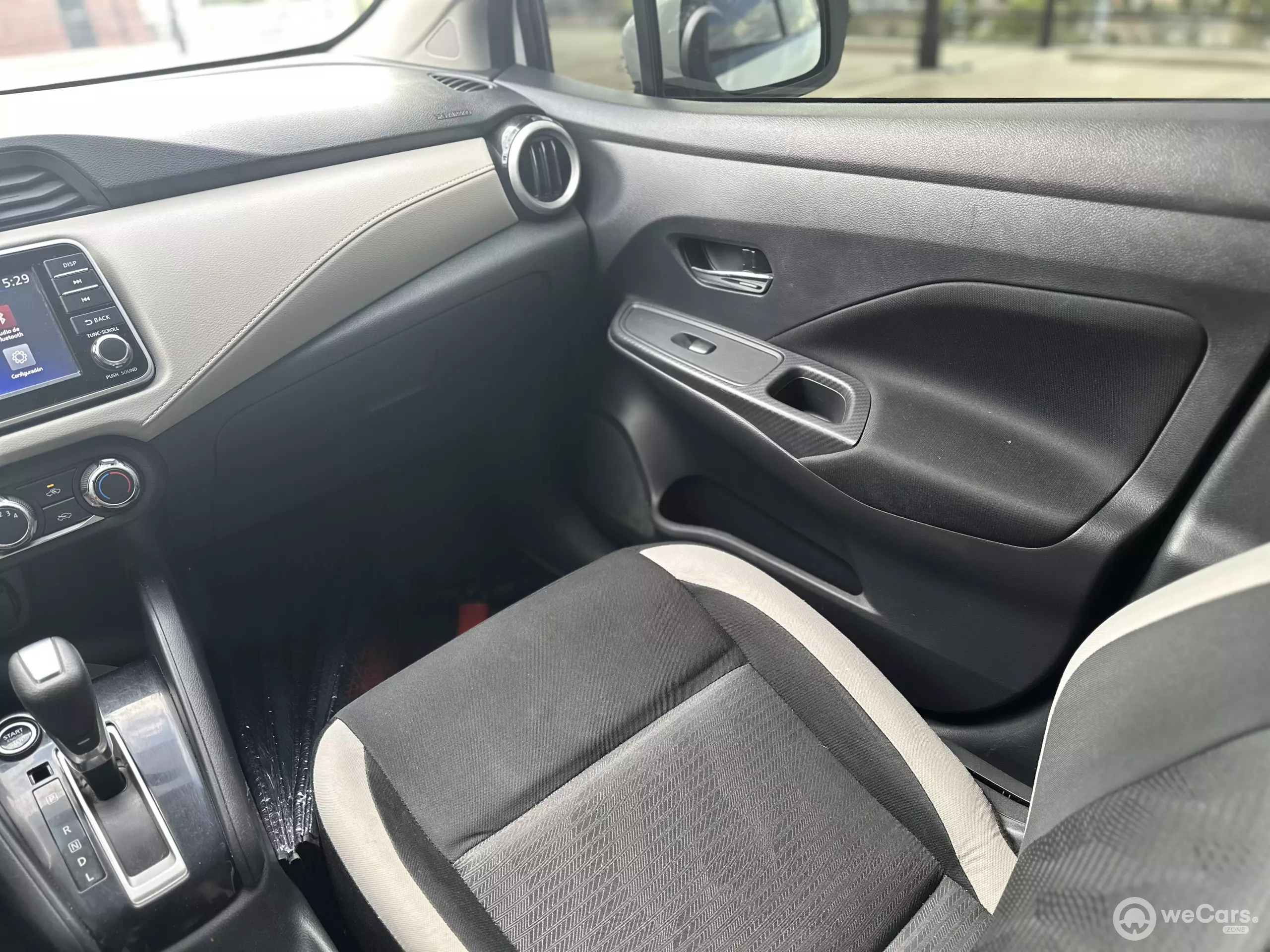 Nissan Versa