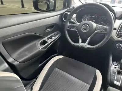 Nissan Versa 2021