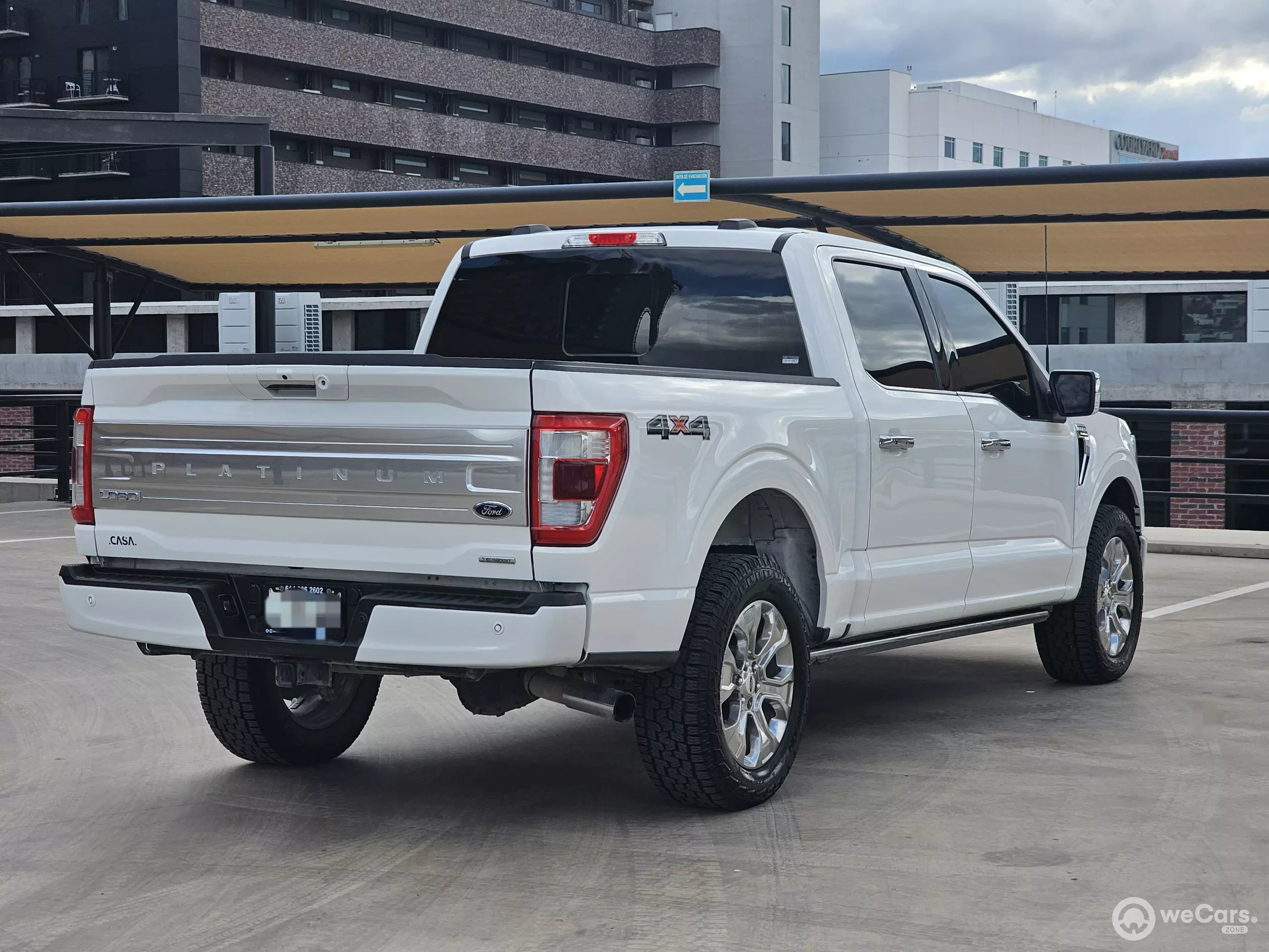 Ford Lobo Pick-Up