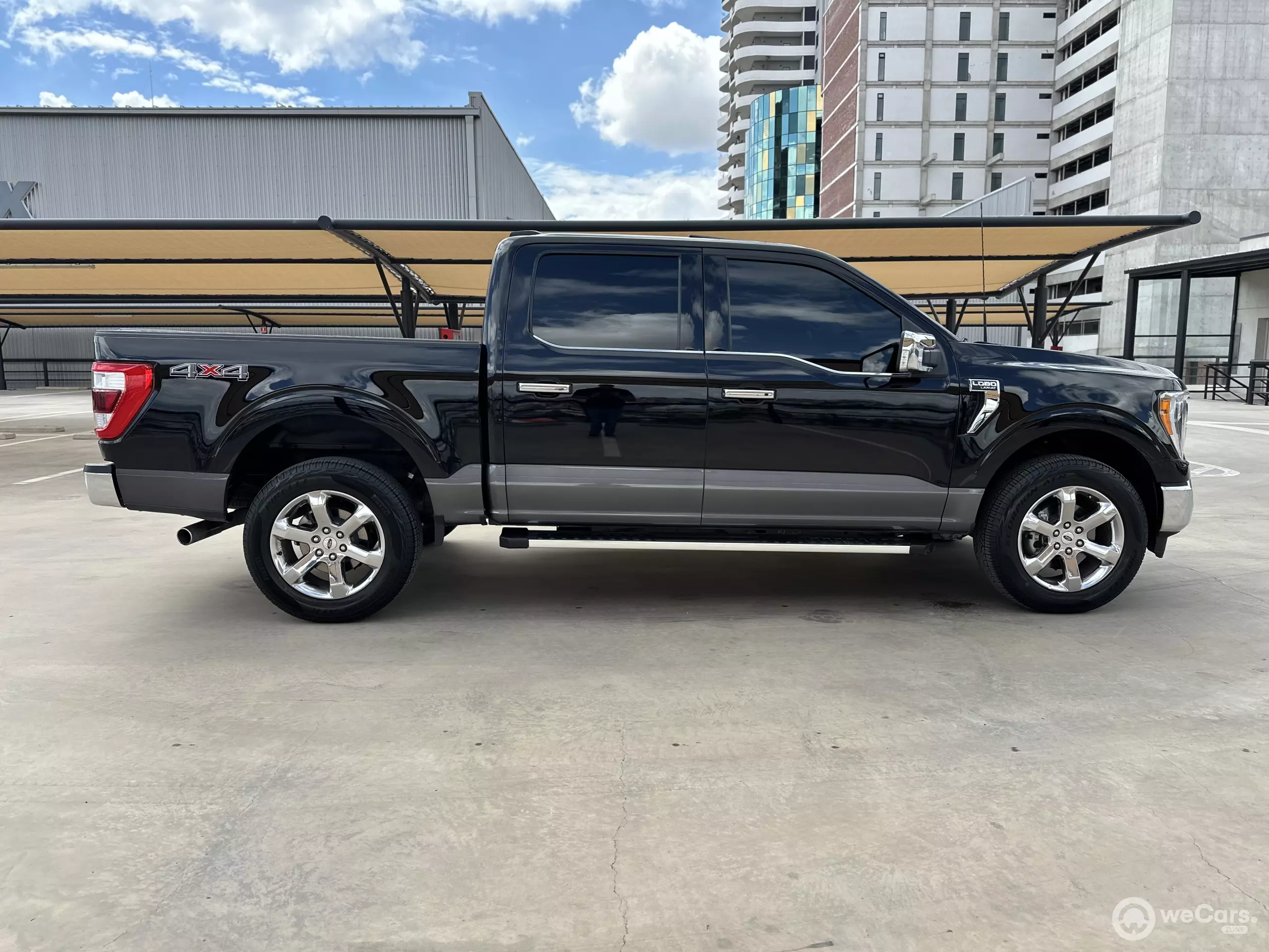 Ford Lobo Pick-Up