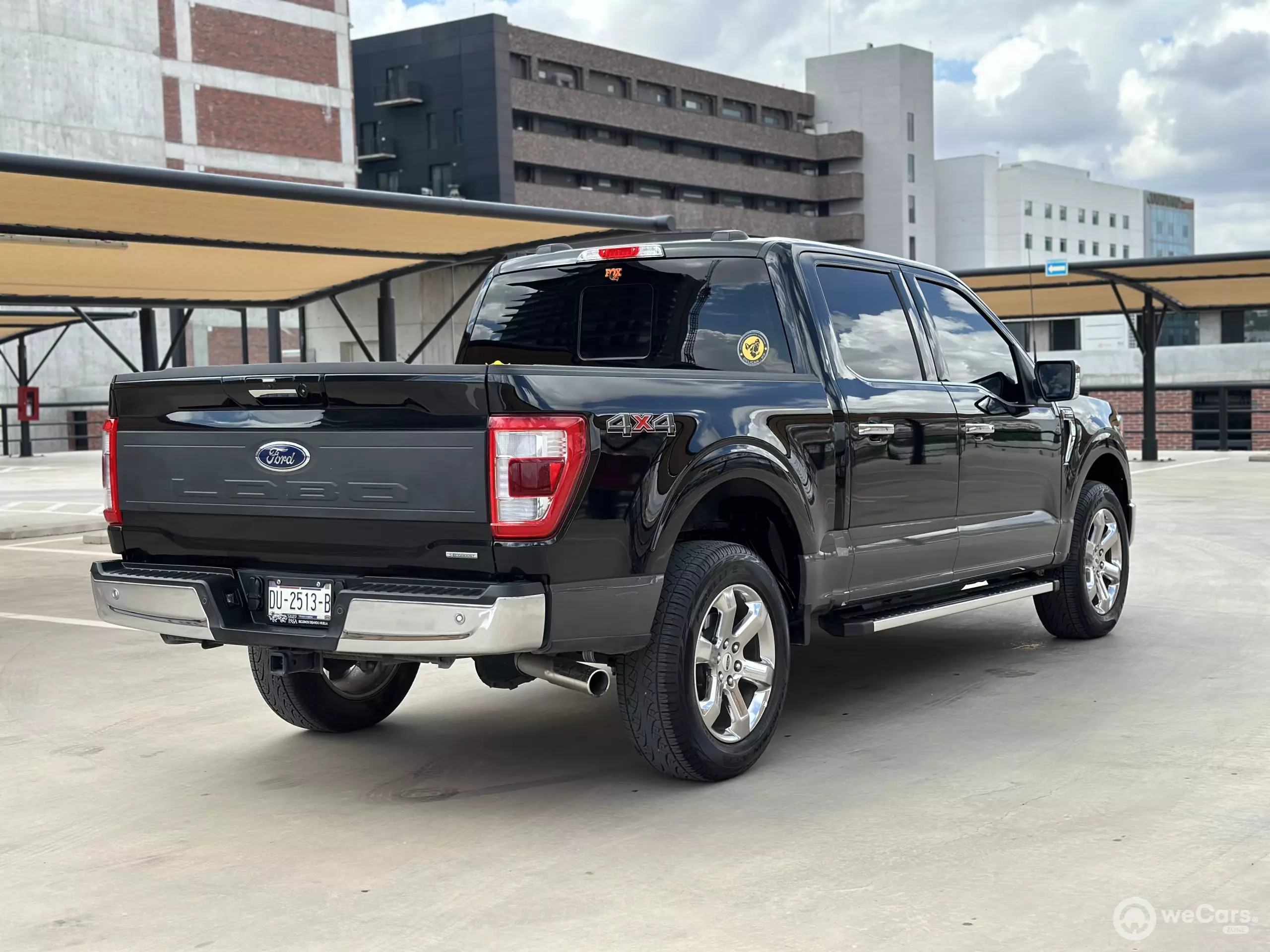 Ford Lobo Pick-Up