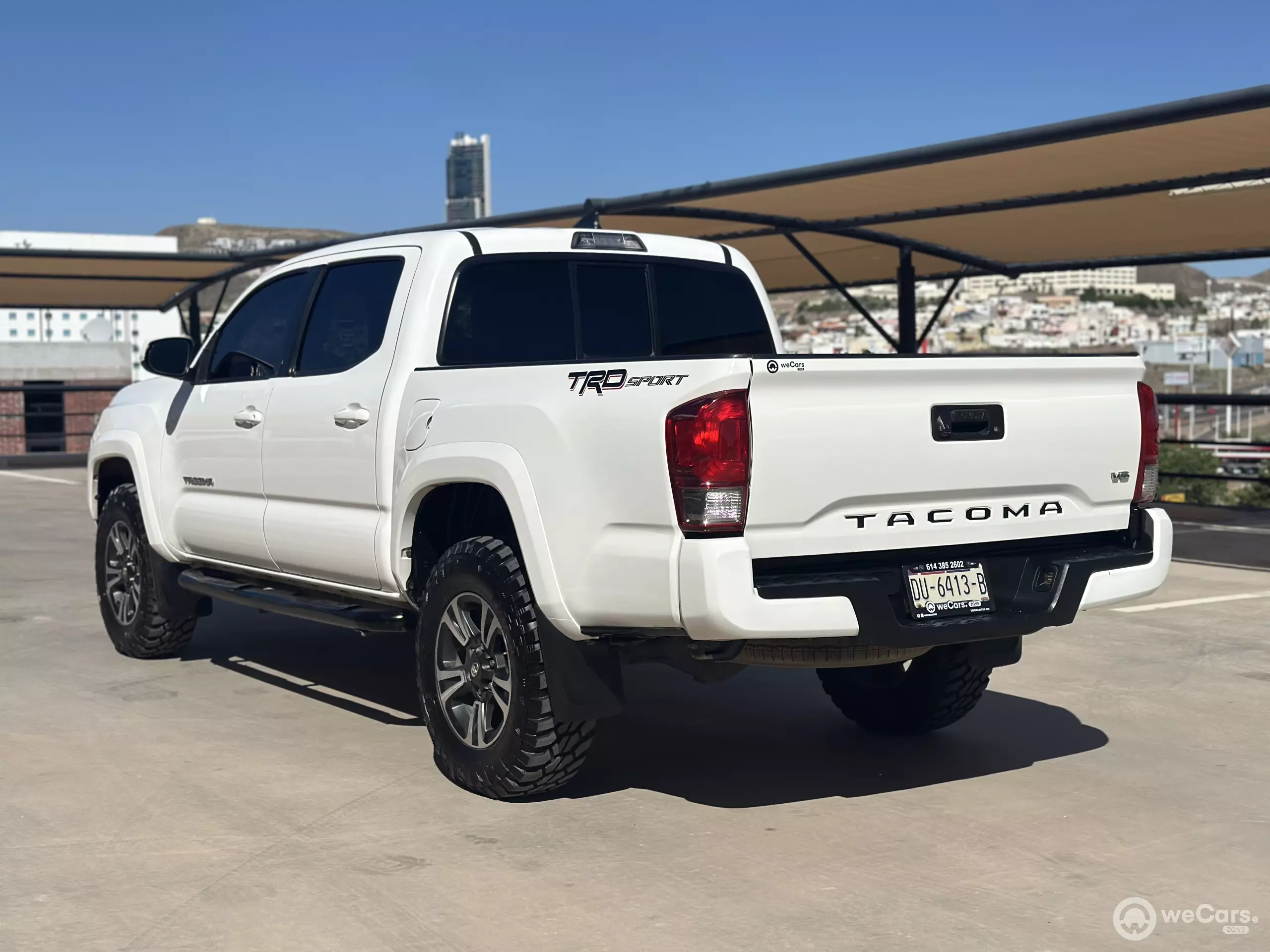 Toyota Tacoma Pick-Up