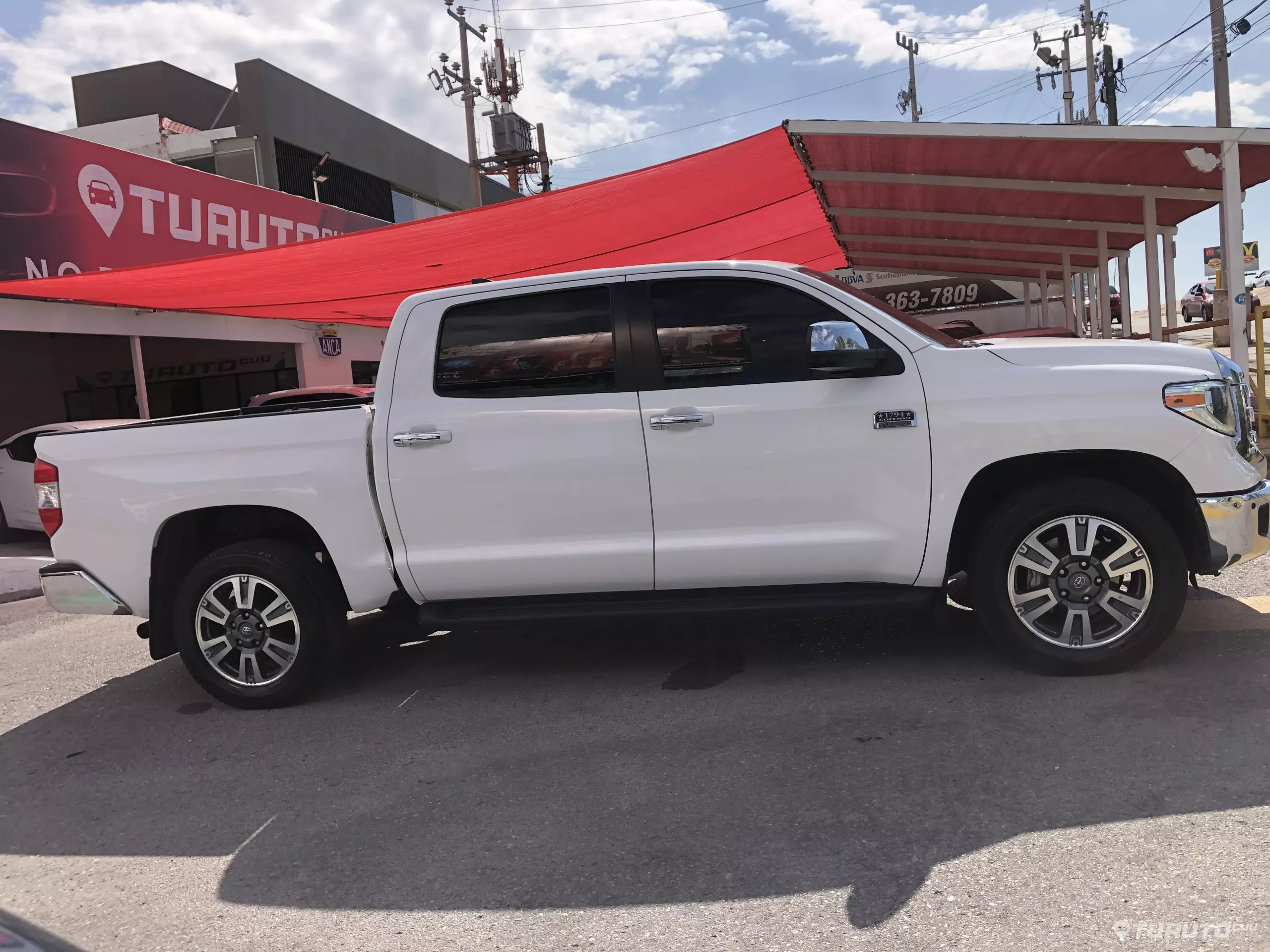 Toyota Tundra Pick-Up